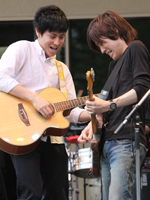 0605laqua_bootstorap.JPG