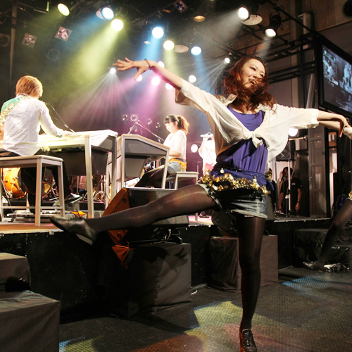http://www.shobi.ac.jp/library/news/111222_eo12.JPG