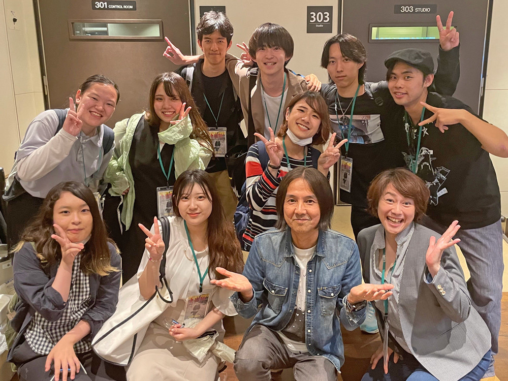 ヴォーカル学科在学生が映画『トノバン 音楽家 加藤和彦とその時代』の中で流れる楽曲のコーラスに参加しました!
