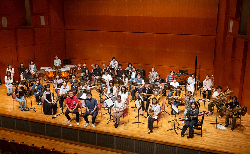 ブレーン株式会社の「スタンダード・ブラス」最新作の参考演奏を本学のSHOBIz POPS ORCHESTRAが担当しました。